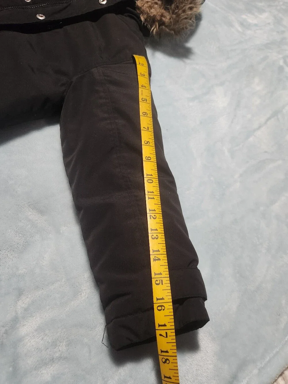 Old Navy Kids Black Hooded Puffer Coat with Faux Fur Trim